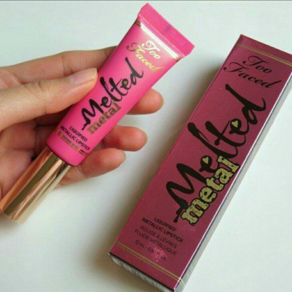 Too faced Melted Metal
